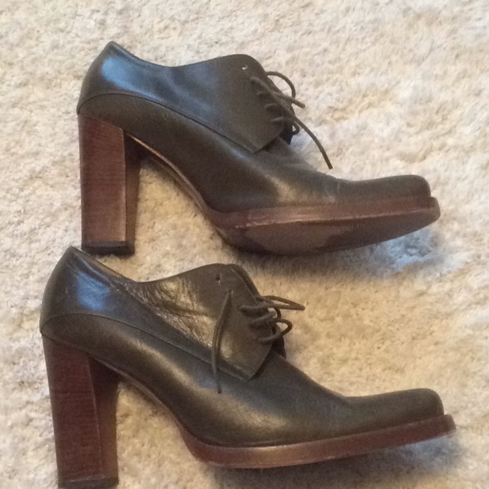 Olive colored oxfords. Size 40. 4” heels Miu Miu